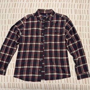 Patagonia Men's Casual Plaid Shirt - Gray, Red, and Cream